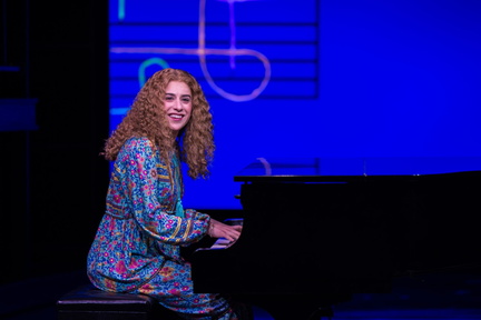 Beautiful-The-Carole-King-Musical-Geva-Theatre.2-1536x1025