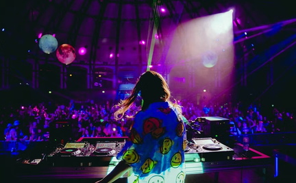 Sorry Papi- The All Girl Rave