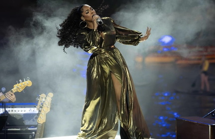 R&B Music Experience