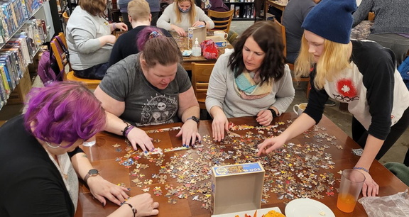 Puzzle Battle - Table Top Cafe