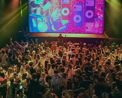 Hot In Herre 2000's Dance Party