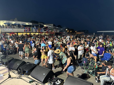 Noche Latina On The Boardwalk