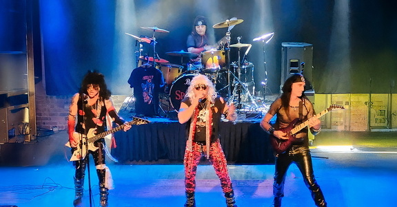 Motley 2: A Tribute to Motley Crue