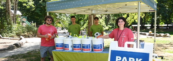 Park Play at Community Picnics