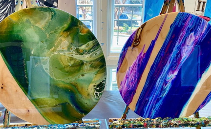Acrylic Pour Charcuterie Board with a Resin Finish Workshop