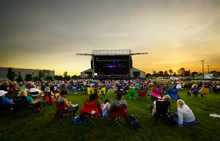 Play America (Louisville Orchestra)