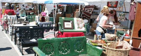 Peddlers Flea Market