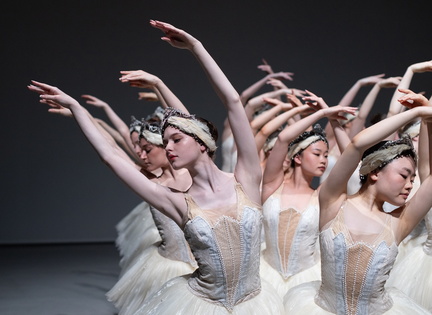 VOICES &amp; VIRTUES An Upper School Performance Elmhurst Ballet School