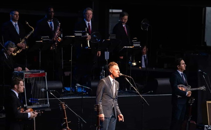 Lyle Lovett and his Large Band