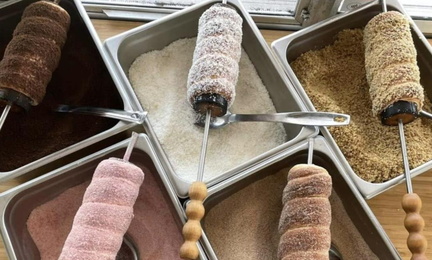 Organic Chimney Cakes- pearl farmers market