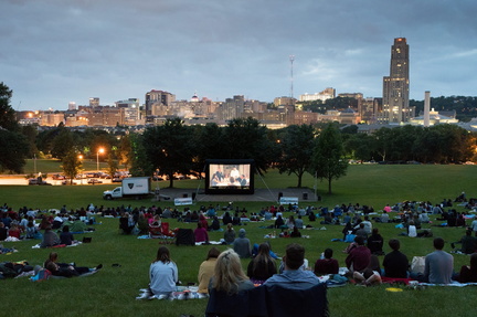 Cinema in the Park Paddington in Peru