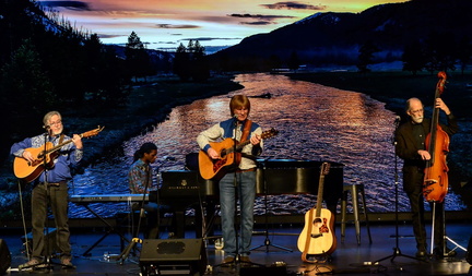 A-John-Denver-Tribute-by-Chris-Collins-1