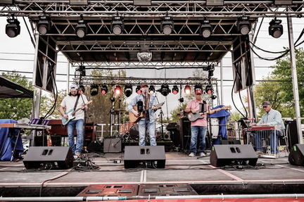 Red, White & Boom Preshow - Brent Giddens Band