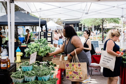 Fresh Market Hyde Park Village
