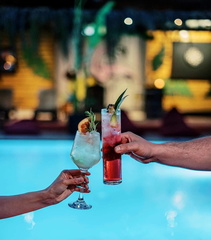 Pool party night