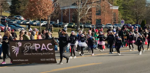 2nd Annual Holidays in the Vue Parade