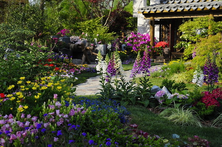 Garden Stroll 2025