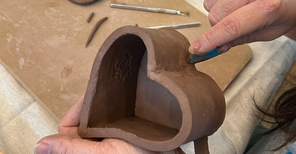 Building Pottery Workshop Berry Bowl Hand