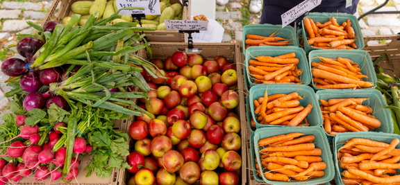 Central Park Farm Stand