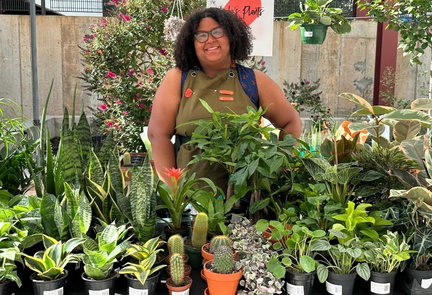 Makerhoods Farmers Market