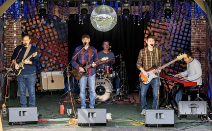 DEAL A Tribute to Grateful Dead