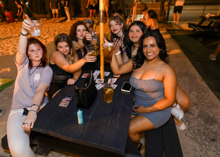 Beach LIME with FRIENDS