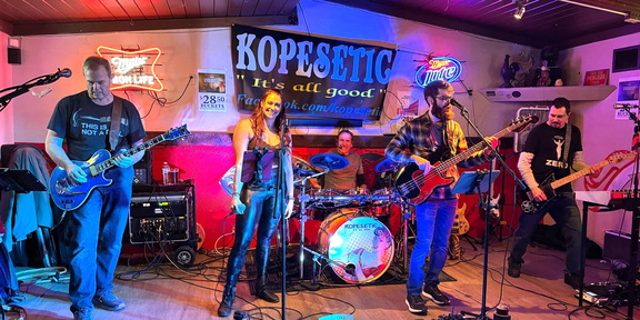 Kopesetic Band