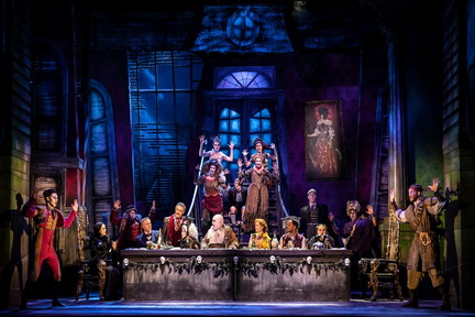 041_96A0659_The-Addams-Family_Pamela-Raith-Photography-1500-x-1000