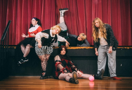 Worm Girlz, Gregory &amp; Chelsea Costar