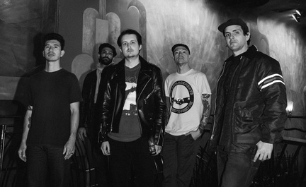 Touché Amoré