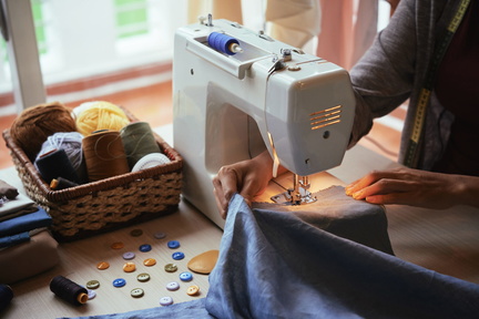 Using-a-sewing-machine-1536x1025
