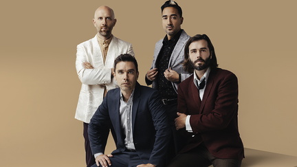 1024_LORD-HURON-2022-Press-Photo