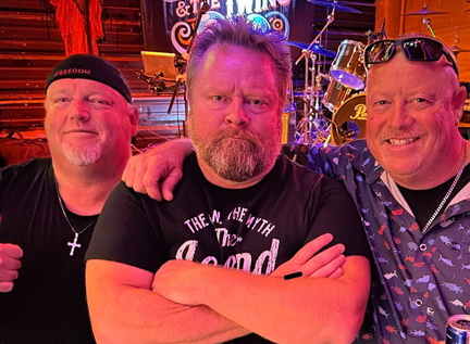 Rock Anthem with Big Jim And The Twins