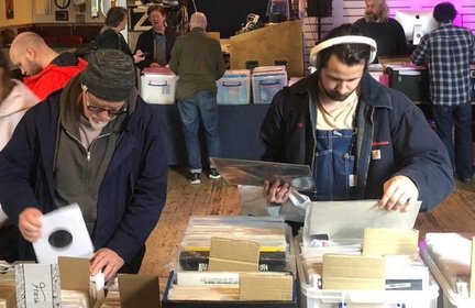 Carlton Club Record Fair