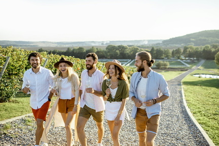 Wine &amp; Art Walk