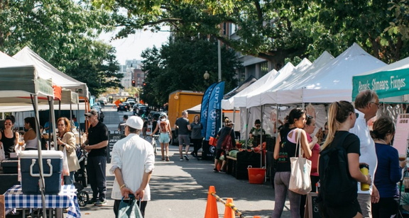 Mount Vernon Triangle Market