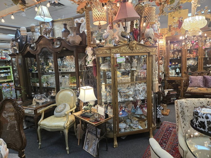 Fantastic Vintage Market