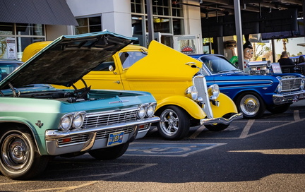 Saturday Night Car Show