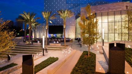 river_walk_plaza