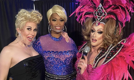 Drag Queen Dinner Show