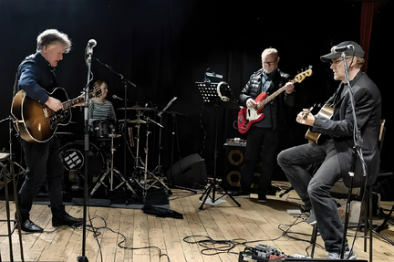 the bathers band-fotor-2025062918329