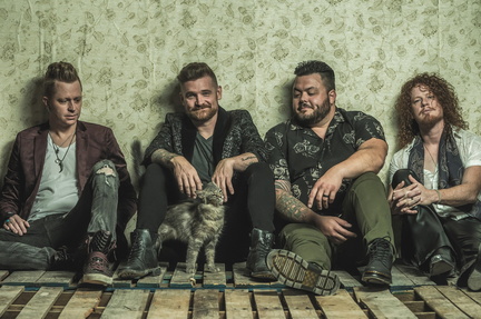 Hinder