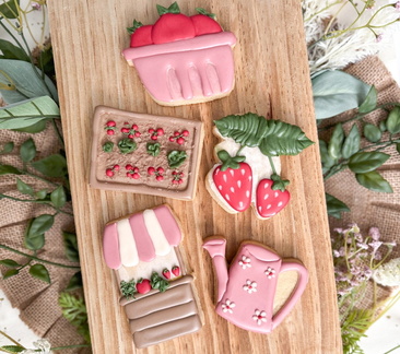 Berry Sweet Cookie Decorating Class