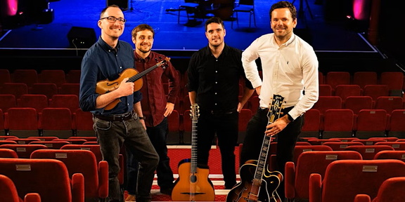 Swing from Paris
