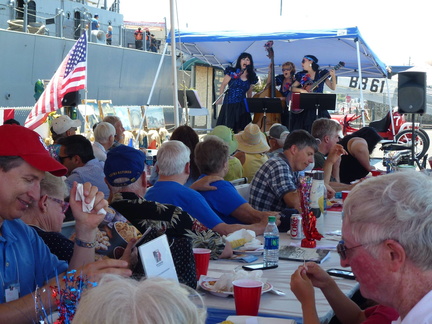 Annual Iowa By The Sea Picnic - Battleship USS Iowa Museum