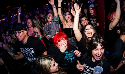 Emo Nite