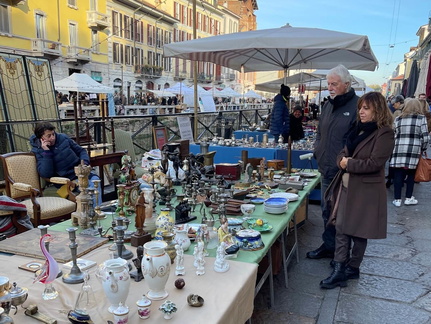Naviglio Grande Antiques Market