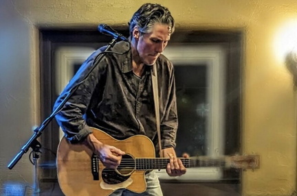 Dave McGrath (Riverie Live Music Sunset Cruise)
