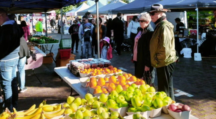 Bassendean Morning Markets