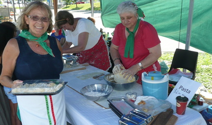 Woodbridge Village Farmers Market Craft Day